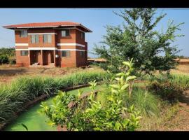 Sea-view 2 BHK bungalow, Kolthare beach, Dapoli, hotel in Dapoli