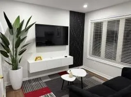 Cozy Private Suite Two Level Apartment