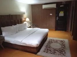 Li Tour International Hotel