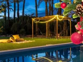 Historical Palms Villa by Fidalsa