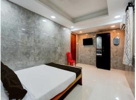 Hotel O Tiruvallur Bus Terminal Formerly SK Vinoth Mahal, hotel v destinaci Tiruvallūr