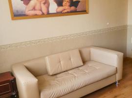 2-х комнатная квартира в центре, Hotel in Qaraghandy