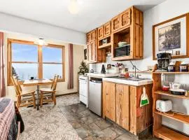 The Inn On Gitche Gumee - The Wolves Den