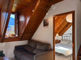 Chimenea y piscina-Dúplex perfecto para todo el año - Herbasabina 4, hotel di Pla de l'Ermita