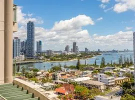 The Meriton Apartments on Main Beach