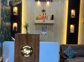 Saksham palace hotel