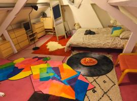 2,5 Km from Central Station, hotel v destinaci Amsterdam