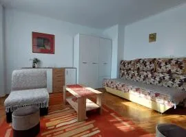 Stan Na Dan Ćuprija