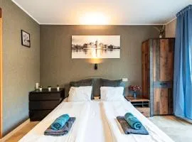 Rooftop tiny central studio with shared jacuzzi and private balcony MK2