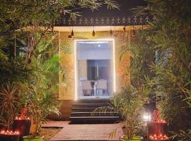 Mridukrishore resort, ξενοδοχείο σε Dhanwār