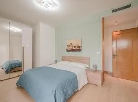 Viky Flat - 15 min from Venice & Free Parking