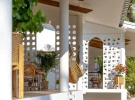 Rock & Lune Boutique Villas