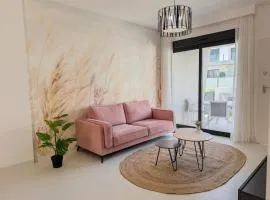 Luxe appartement op de begane grond met een fijne tuin