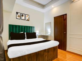 Super Hotel O Kings Hotel & Banquet, luxury hotel in Siliguri