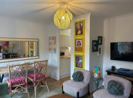 Stylish One Bedroom Apartment in Central Potton, hotel v destinaci Potton