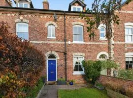 Luxurious 3 bed 1 Bath Stay Ideal for Families and Contractors