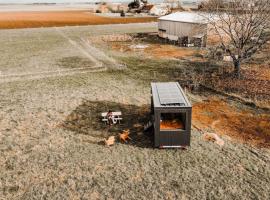 Parcel Tiny House I Ch&egrave;vrerie de Rilly, minicasa en Cravant