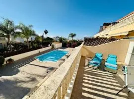 Sea View Family Apartment with Pool