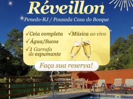 Pousada Casa do Bosque, hotel cerca de Aeropuerto de Resende - REZ, Penedo