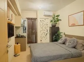 The Cocoon - stanford Educity pakuwon city - apartment Studio full furnish dengan kolam renang indah