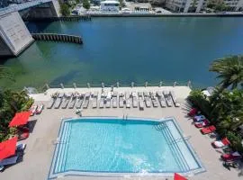 Beach Escape with Balcony & Resort Amenities