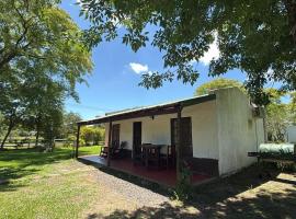 EL PASO IBERA, caba&ntilde;as equipadasy piscina