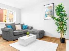 2 Bedroom - City Centre - WiFi - Parking 1bSt