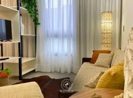 Studio 150m do mar | Ar | Piscina | Aceita Pet