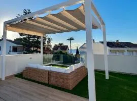 Thai Beach Residencial E, Private jacuzzi, Sea View, Rooftop, 50m to the beach