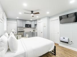 Studio Minutes from Center City South Philly Special, hotel in Philadelphia