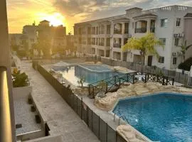 Royal Seacrest F 103