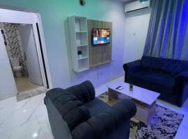 House 40 Residence - Gold Mini Flat, hotel en Ibadán