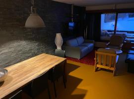 4 Valleys Ski In, готель у місті Нанда