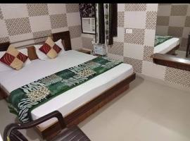 Hotel Bharat Residency, hotel in Amritsar
