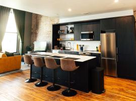 Loft 302 - The William - Sunlit - Above Carrigans，位于伯明翰的酒店