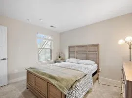 Private Room In A Modern Home