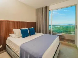 Apartment on the 21st floor, ocean and Sierra views