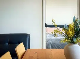 Mcity Morden 2BR with Free Parking