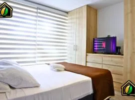 Life 72 Pool Loft 2 Queen Beds Near Zona T