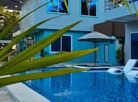 Kosta Brava Hotel y Restobar