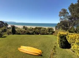 Seaview Escape in Patons Rock