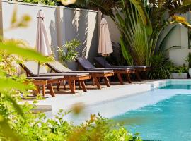 Lum Residence, hotel com piscina em Ahangama