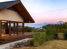 ヴィラグリファーム七里岩, hotel sa Nirasaki