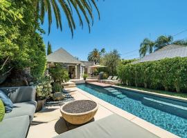 Oasis Villa in West Hollywood with Heated Pool & SPA, Cottage in Los Angeles