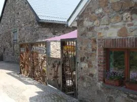Gorgeous Holiday Home in Ovifat with Sauna
