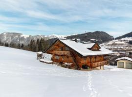 Mansion in Eben near Ski Salzburger Sportwelt, hotel v Eben im Pongau