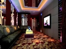 New Century Pujiang Hotel