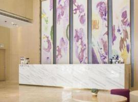 Lavande Hotel·Dongxing Port, hotel v destinaci Dongxing