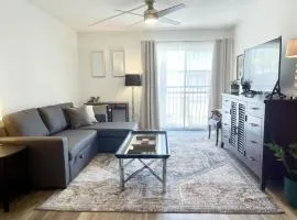 Shortest Walk to Shands and UF Health - Quiet, Equipped, Reliable - Free Parking