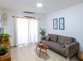 רז אירוח ברמה-